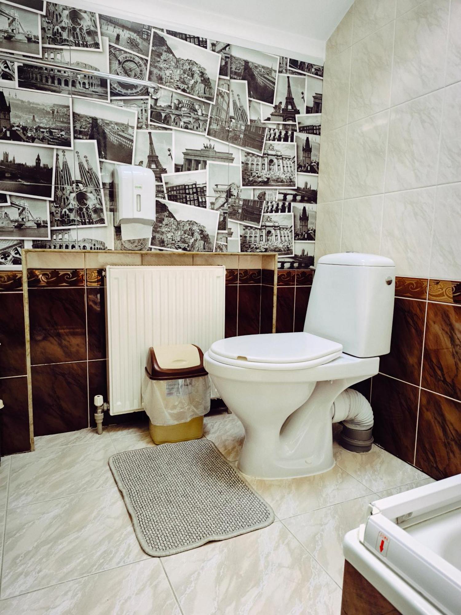 Hotel Delfin Mukaczewo Zewnętrze zdjęcie