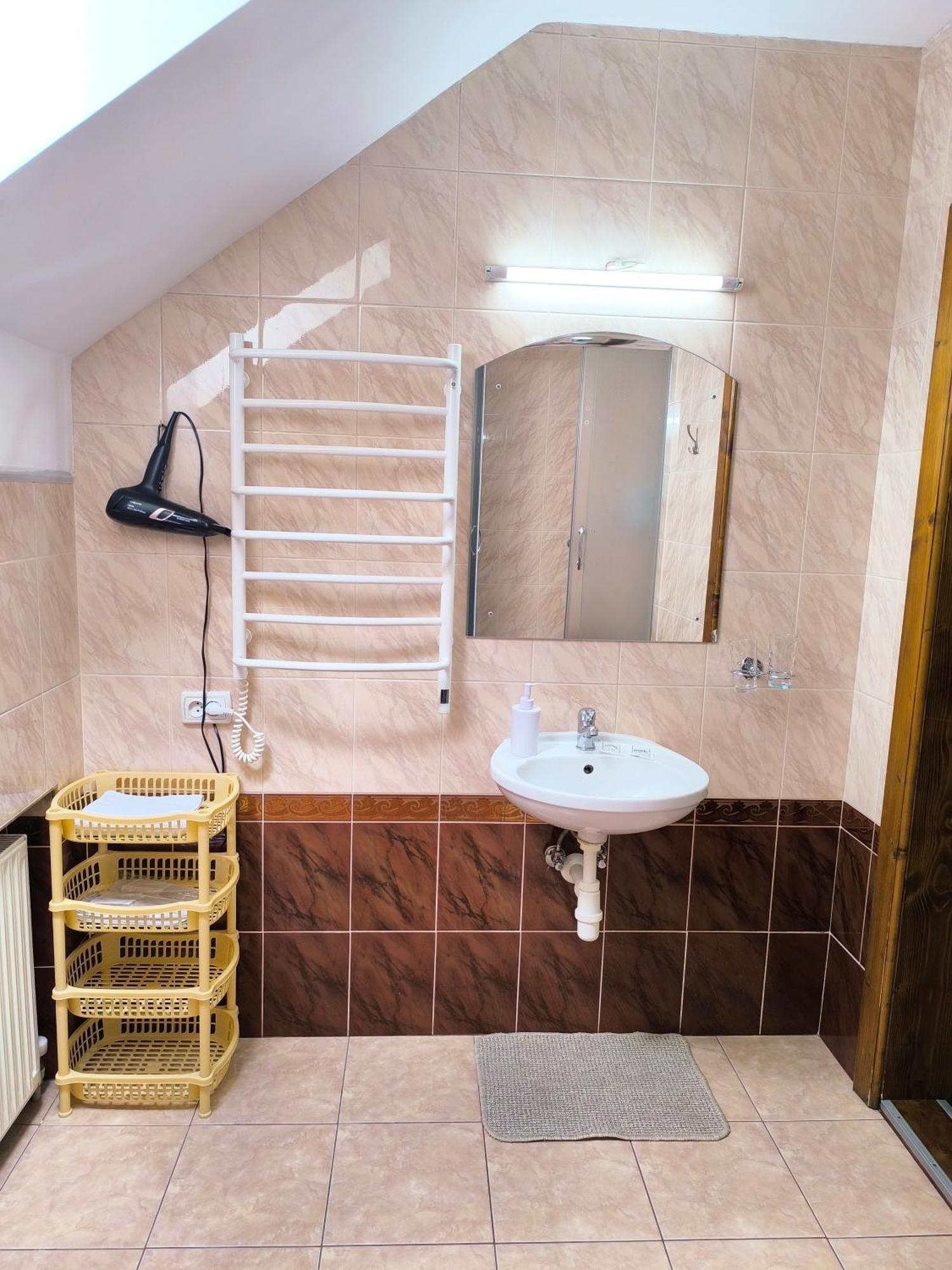 Hotel Delfin Mukaczewo Pokój zdjęcie