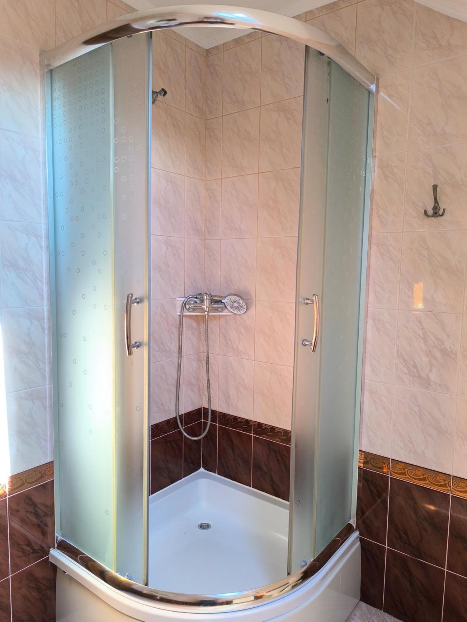 Hotel Delfin Mukaczewo Zewnętrze zdjęcie